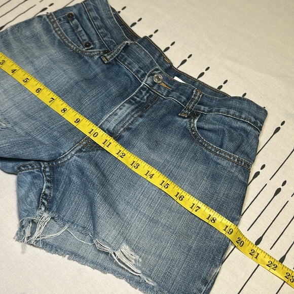 Vintage Levi 515’s Cut off denim Jean Short. Size 10 - Picture 5 of 10